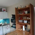 Le Mama *