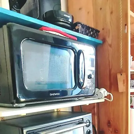 Le Mama *